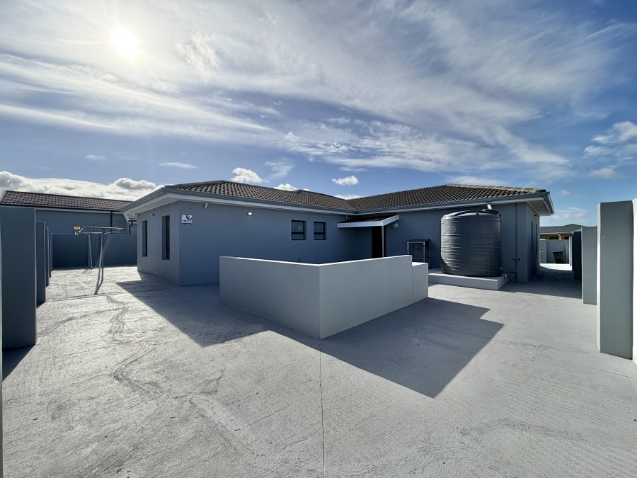3 Bedroom Property for Sale in Fountains Estate Eastern Cape